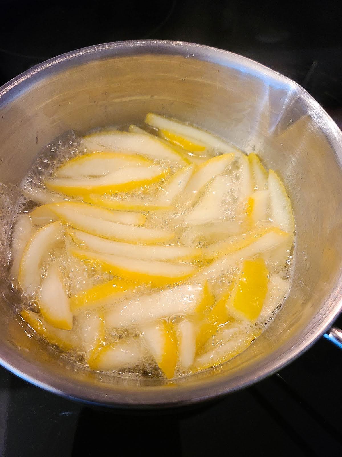 lemon-peels-boiling